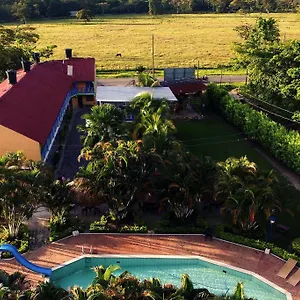 ** Hotel Campestre La Herradura Colombia